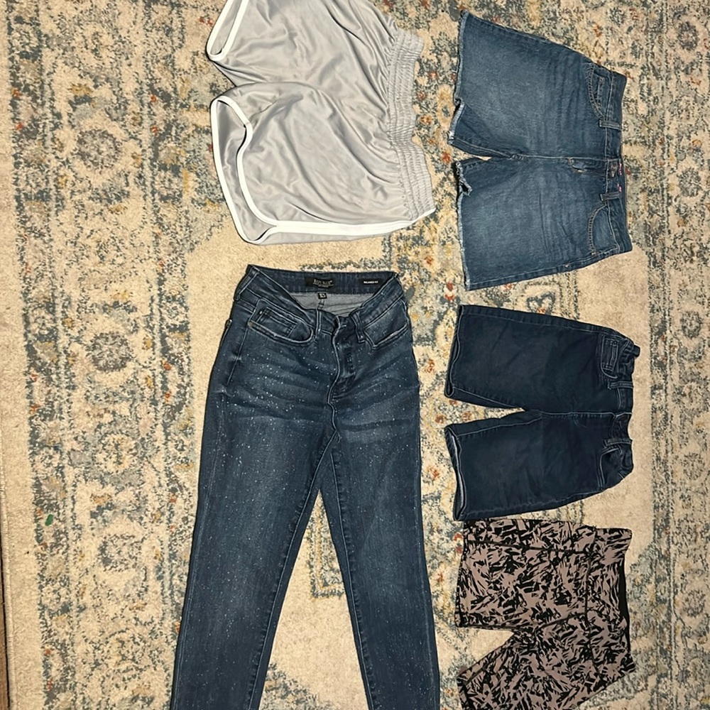 Calvin Klein , Zelos, children place, crown Ivey and Judy blue.